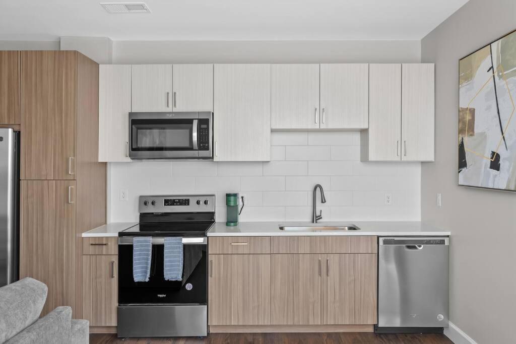 Apartment Billionaire's Nest Penthouse The Gulch